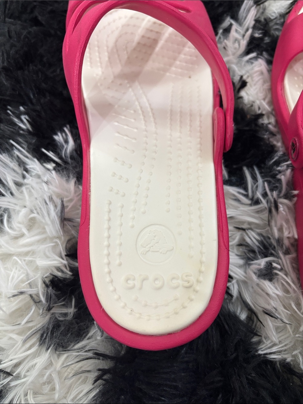 CROCS Women's Hot Pink Triple-Strap Slide Sandals with White Footbed - Picture 2 of 4